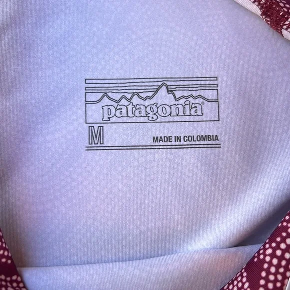 NWT Patagonia Micro Swell Rashguard Bluff River Arrow Red Short Sleeve Size Med - Picture 5 of 10